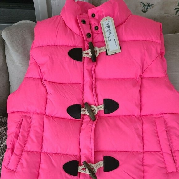Arizona Jeans Co Juniors size M bright pink vest puffer jacket - Picture 1 of 2